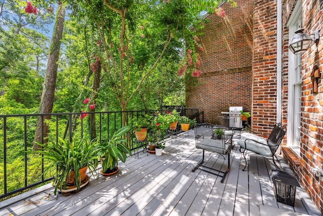 7 Pine Briar Cir, Houston, TX 77056 - wooden terrace with grilling area