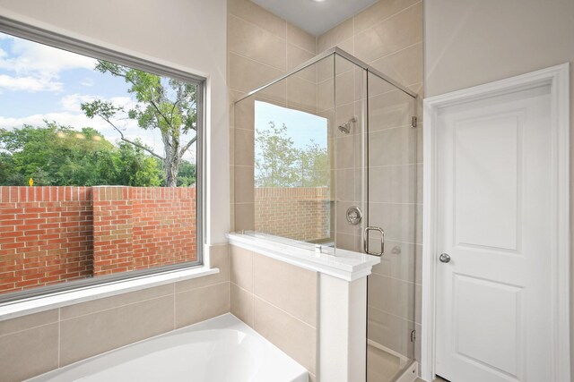 1963 Waters Branch Dr, Missouri City, TX 77459 - full bath featuring a shower stall and a bath