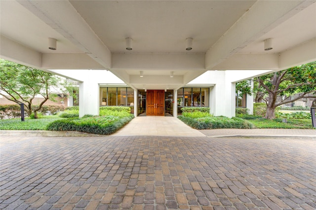 5001 Woodway Dr Unit 1405, Houston, TX 77056 - view of doorway to property
