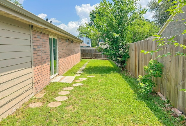 7331 Burkridge Dr, Houston, TX 77041 - view of yard