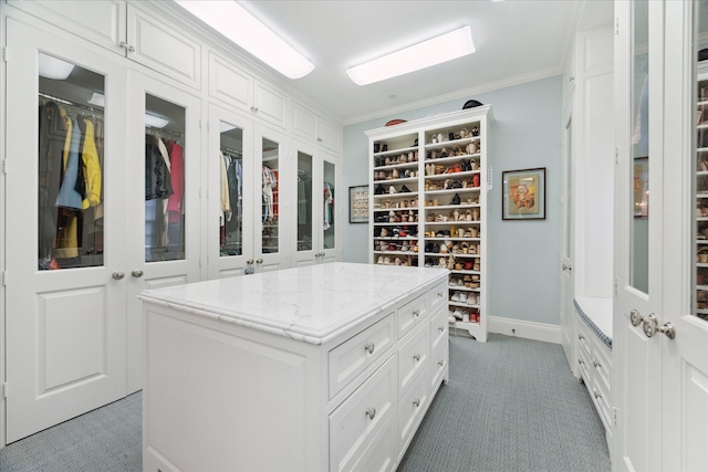 24 Farnham Park Dr, Houston, TX 77024 - walk in closet featuring light colored carpet