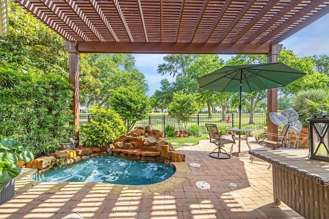 7215 Timberlake Dr, Sugar Land, TX 77479 - fenced backyard with an in-ground hot tub, a pergola, and a patio area
