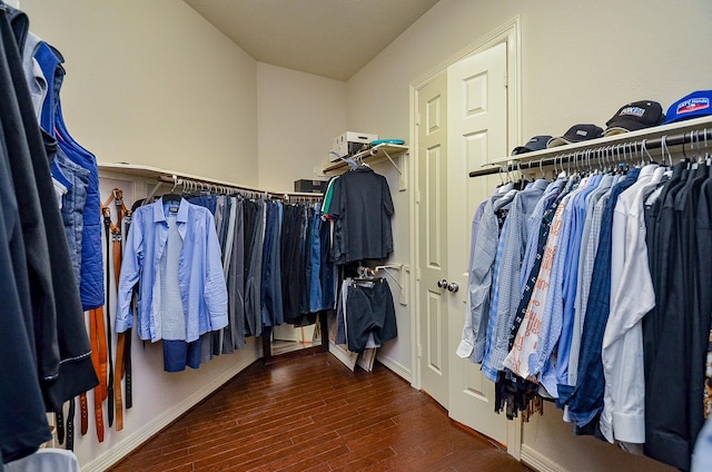 2918 Royal Oaks Grn, Houston, TX 77082 - walk in closet with wood finished floors