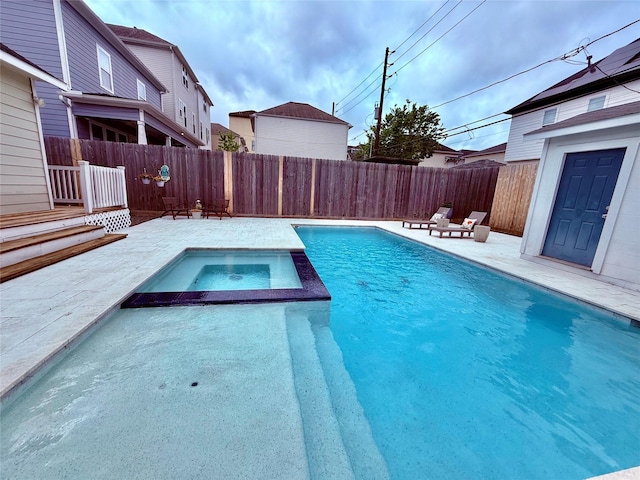 615 Allston St, Houston, TX 77007 - view of swimming pool with a fenced backyard, a patio, and a pool with connected hot tub