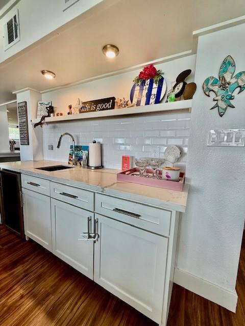 16 Trout St, Palacios, TX 77465 - photo 11