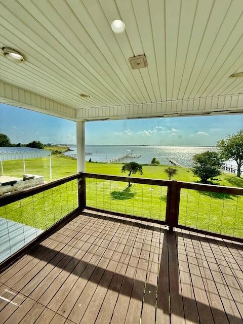 16 Trout St, Palacios, TX 77465 - photo 25