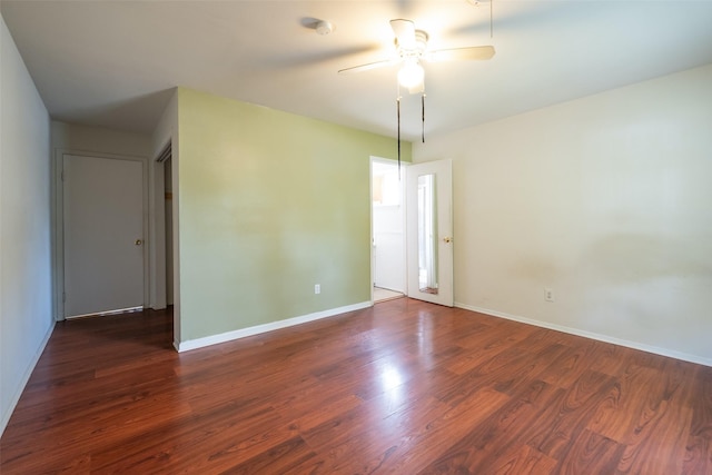 7613 Parker Rd, Houston, TX 77016 - unfurnished room with wood finished floors, ceiling fan, baseboards, and a smoke detector