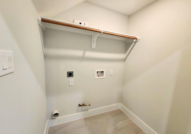 615 Northew St Unit J, Houston, TX 77091 - washroom featuring hookup for a gas dryer, washer hookup, baseboards, and electric dryer hookup