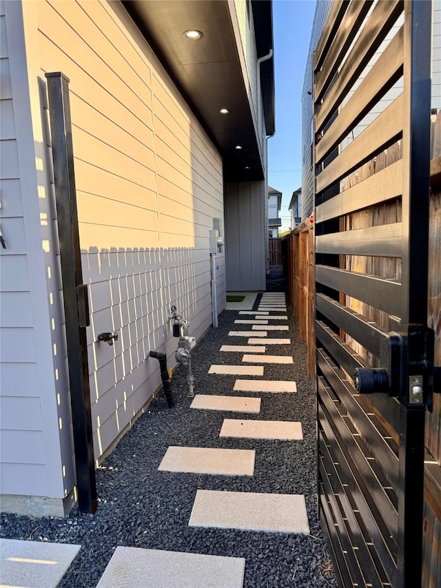 113 E 32nd St Unit A, Houston, TX 77018 - view of side of property