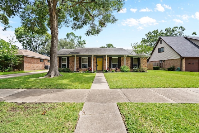 10815 Sagewillow Ln, Houston, TX 77089