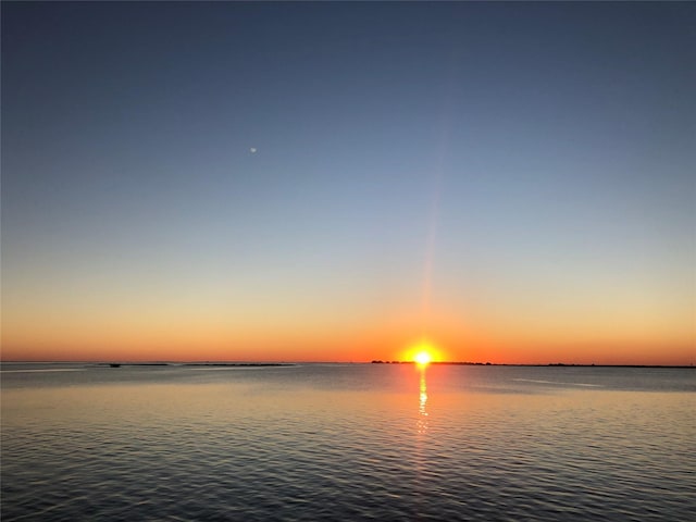 131 Isles End Rd, Tiki Island, TX 77554 - water view