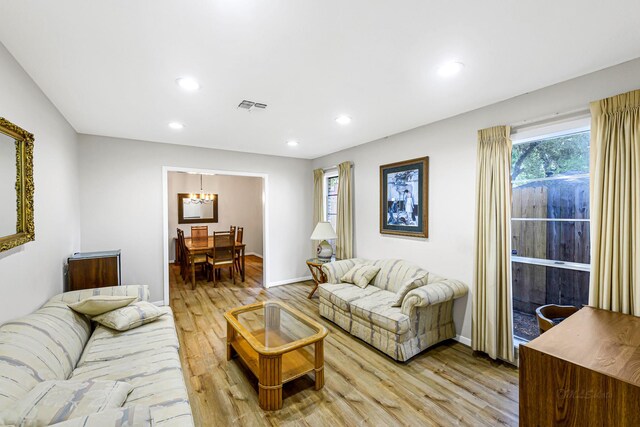 6902 Wagonwheel Ln, Houston, TX 77088 - photo 6