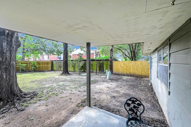 6902 Wagonwheel Ln, Houston, TX 77088 - view of fenced backyard
