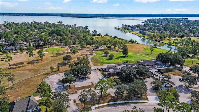8511 Silver Lure Dr, Humble, TX 77346 - aerial view of a large body of water and a golf club