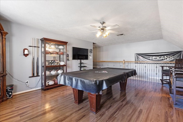 8511 Silver Lure Dr, Humble, TX 77346 - playroom with ceiling fan, wood finished floors, a textured ceiling, and pool table