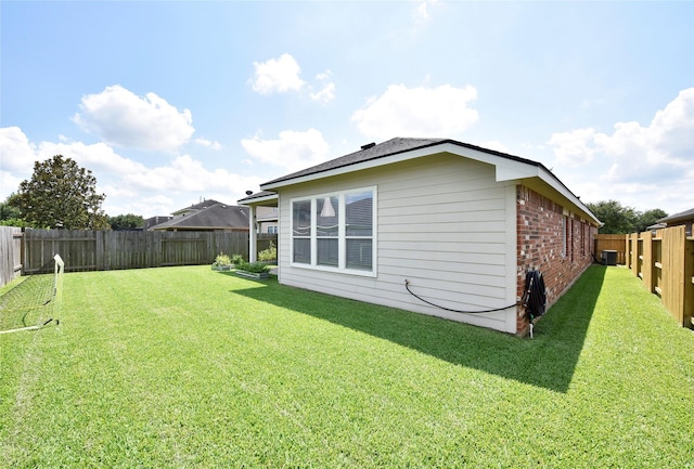 711 Shenandoah Falls Ln, Rosenberg, TX 77469 - back of property featuring brick siding