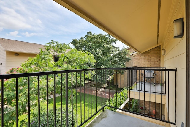 3131 Cummins St Unit 50, Houston, TX 77027 - view of balcony