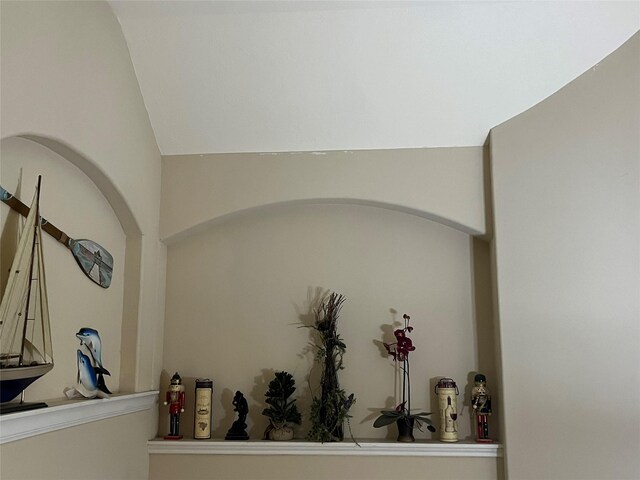 5734 Cedar Field Way, Houston, TX 77084 - detailed view of arched walkways