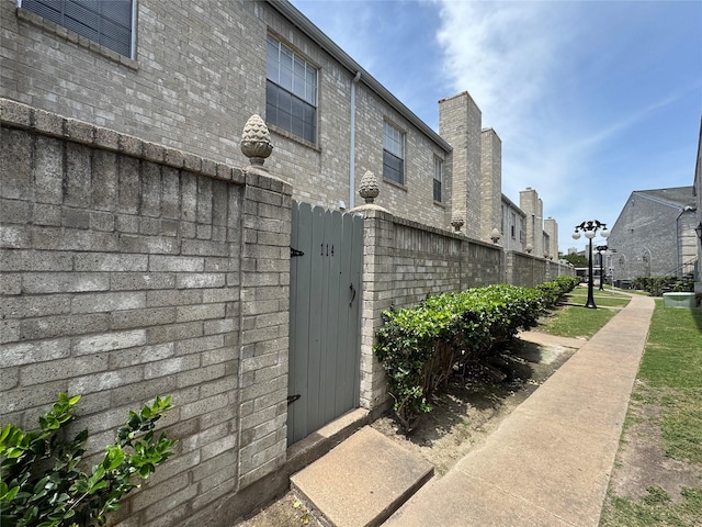 6500 Sands Point Dr Unit 114, Houston, TX 77074 - view of home's exterior