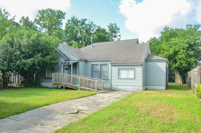 4514 Keystone St, Houston, TX 77021 - view of front of house with roof with shingles