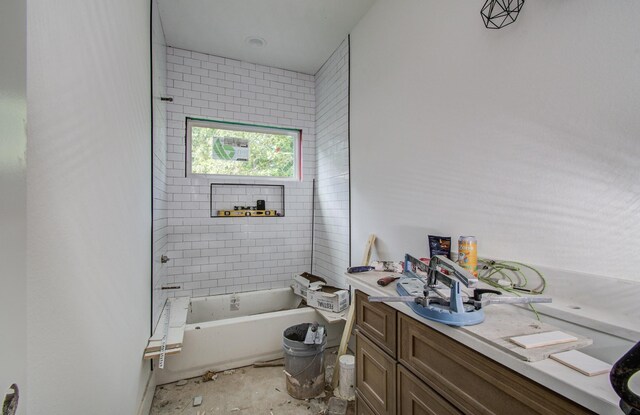1802 Rollingwood Dr, Huntsville, TX 77340 - bathroom featuring vanity and shower / tub combination