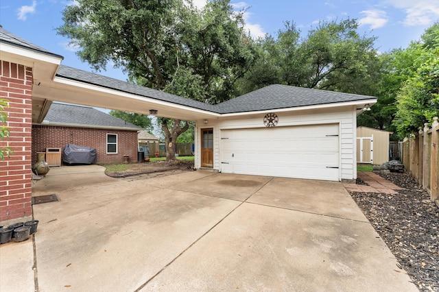 3102 E Elm Cir, Katy, TX 77493 - garage with concrete driveway