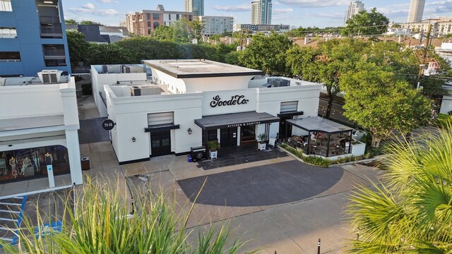 2044 Branard St, Houston, TX 77098 - view of property with a city view
