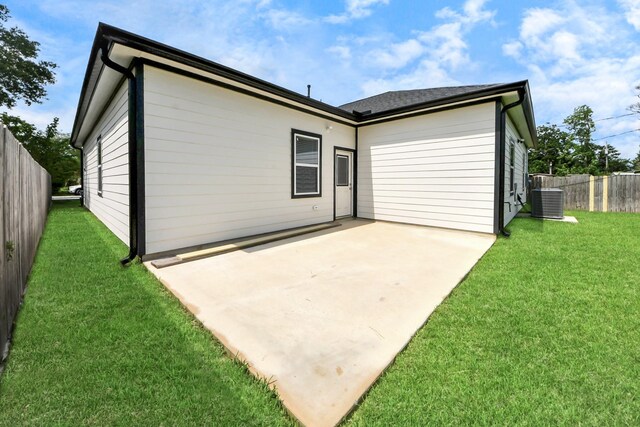 2448 Areba St, Houston, TX 77091 - rear view of property featuring a patio and central AC unit