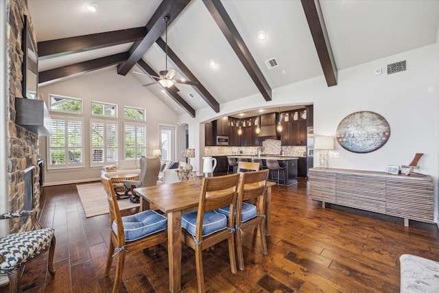 70 Silent Circle Dr, Sugar Land, TX 77498