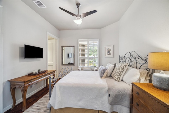 70 Silent Circle Dr, Sugar Land, TX 77498
