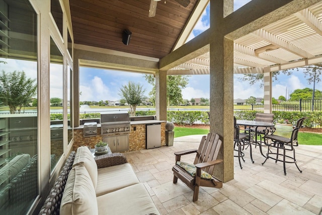70 Silent Circle Dr, Sugar Land, TX 77498