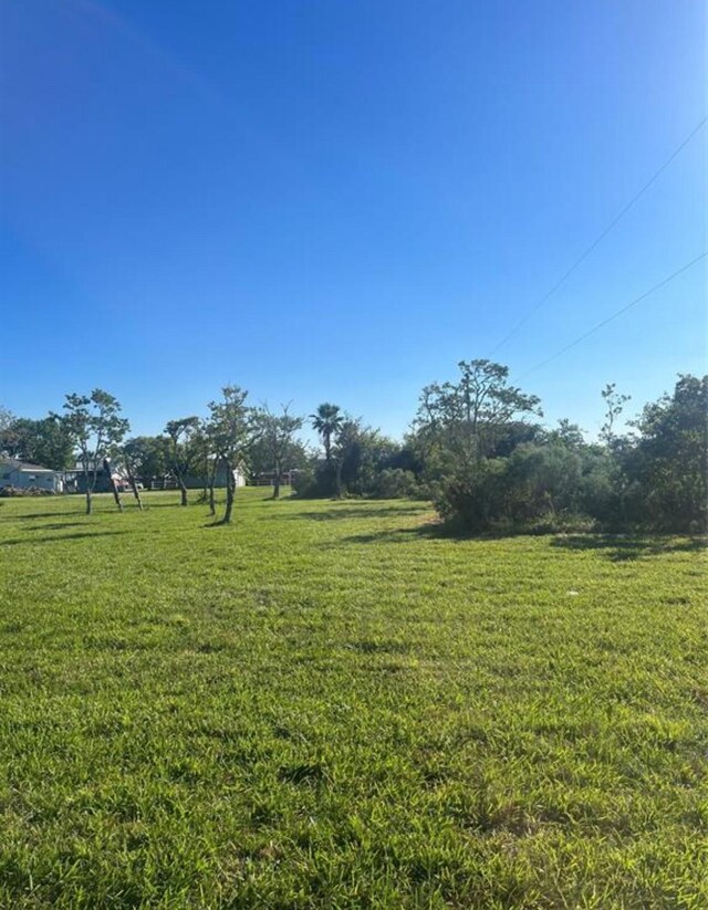 0 10th St, San Leon, TX 77539
