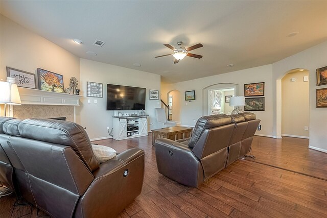 6823 Blue Glade Dr, Richmond, TX 77406