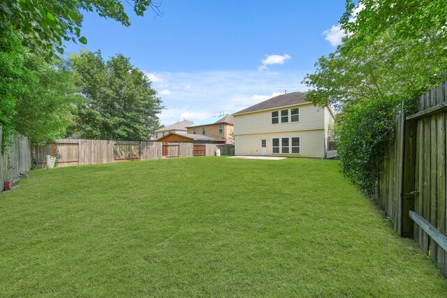 12414 Village Of Kings Lake Blvd, Houston, TX 77044 - view of yard