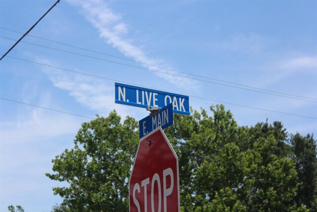 306 E Main St, Tomball, TX 77375