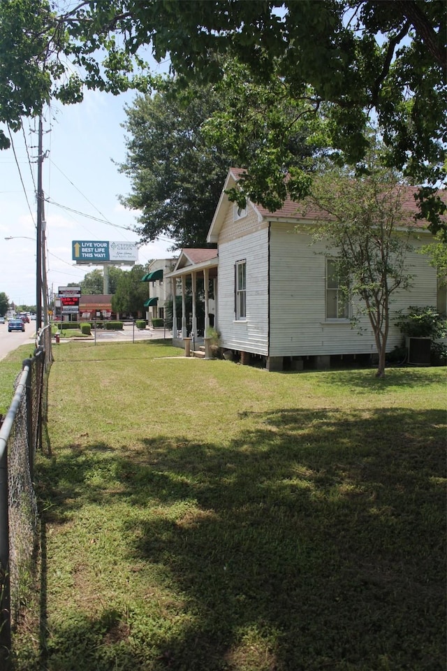 306 E Main St, Tomball, TX 77375