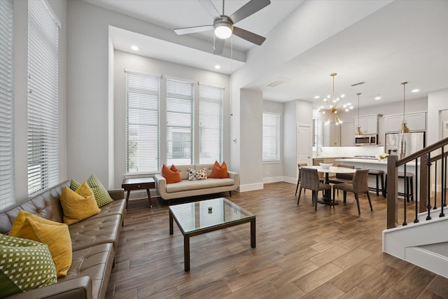 5405 Larkin St, Houston, TX 77007 - living room featuring ceiling fan, plenty of natural light, wood finished floors, baseboards, and recessed lighting