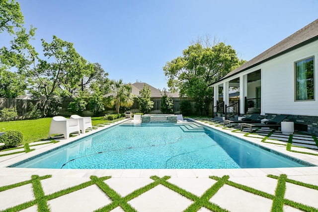 802 W 30th St, Houston, TX 77018 - view of pool featuring a patio area and a pool with connected hot tub