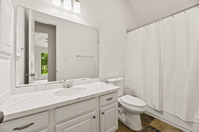 512 Cherry Hills Dr, Huntsville, TX 77340 - full bathroom with toilet, vanity, and shower / bath combo with shower curtain