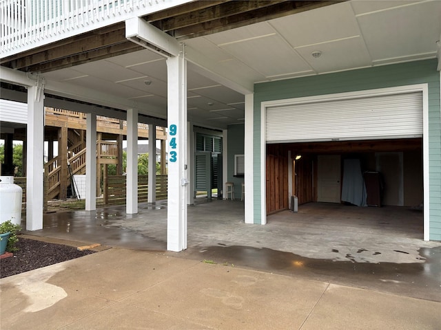 943 Sand Dune Dr, Crystal Beach, TX 77650 - garage with driveway