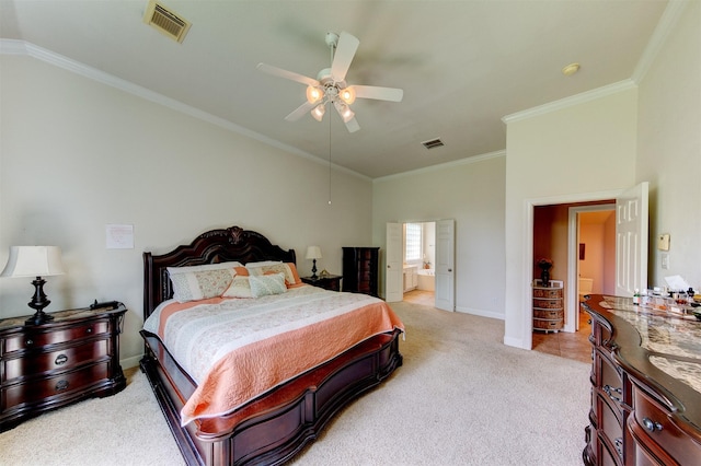 4815 N Pine Brook Way, Houston, TX 77059 - bedroom with light carpet, crown molding, a ceiling fan, and ensuite bathroom