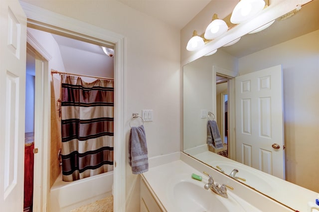 4815 N Pine Brook Way, Houston, TX 77059 - bathroom with vanity and shower / bath combo with shower curtain
