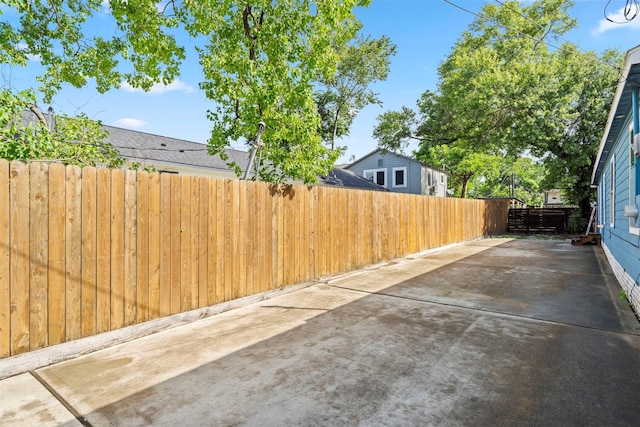 7941 Goode St, Houston, TX 77012 - view of patio