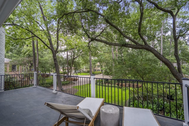 11 Twin Circle Dr, Houston, TX 77042 - view of patio