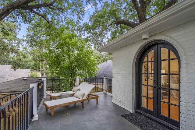 11 Twin Circle Dr, Houston, TX 77042 - view of patio with french doors