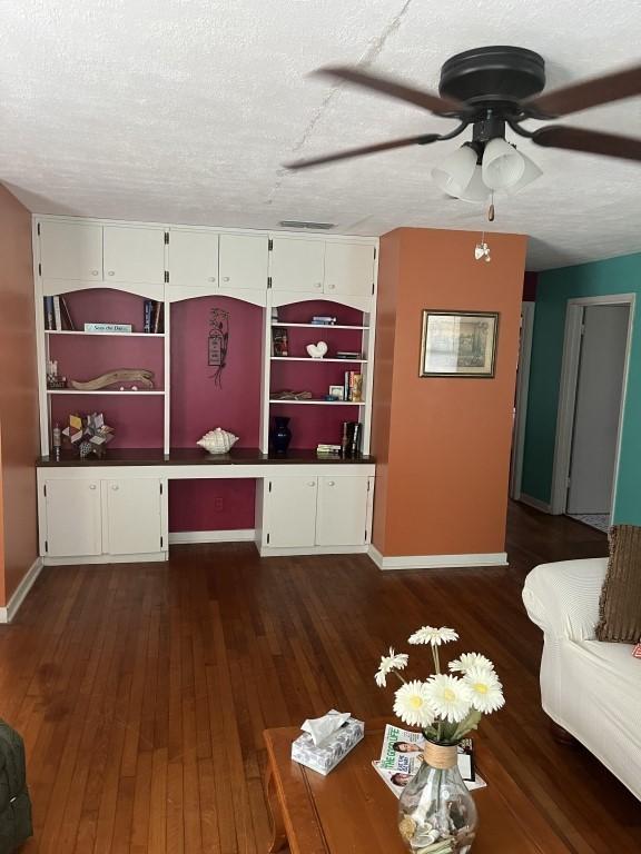 133 Indian Hill Dr, Palacios, TX 77465 - photo 5
