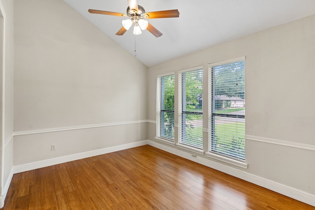 815 Millpond Dr, Sugar Land, TX 77498 - spare room with wood finished floors, lofted ceiling, and a ceiling fan