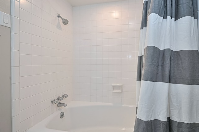 13622 Indian Creek Rd, Houston, TX 77079 - bathroom with shower / tub combo