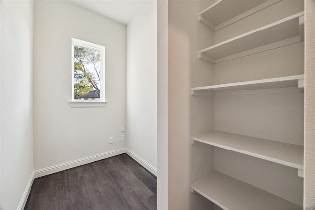 1805 Mills St, Houston, TX 77026 - view of closet