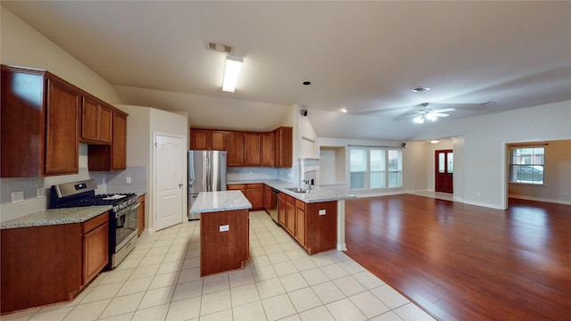 18503 Polo Meadow Dr, Humble, TX 77346 - photo 4
